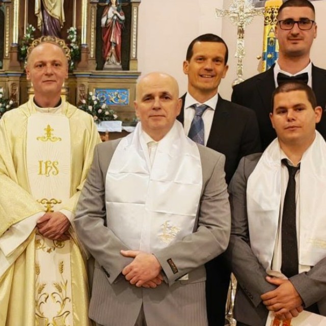 Naslovna » naslovna