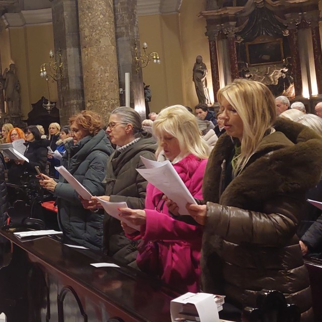 KAKAV DAR – Himna sv. Vidu » naslovna