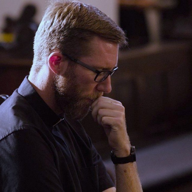 Budimo blizu svima koji pate, a osobito žrtvama zlostavljanja » naslovna