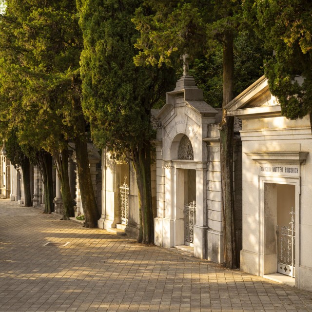Iz povijesne riznice » naslovna
