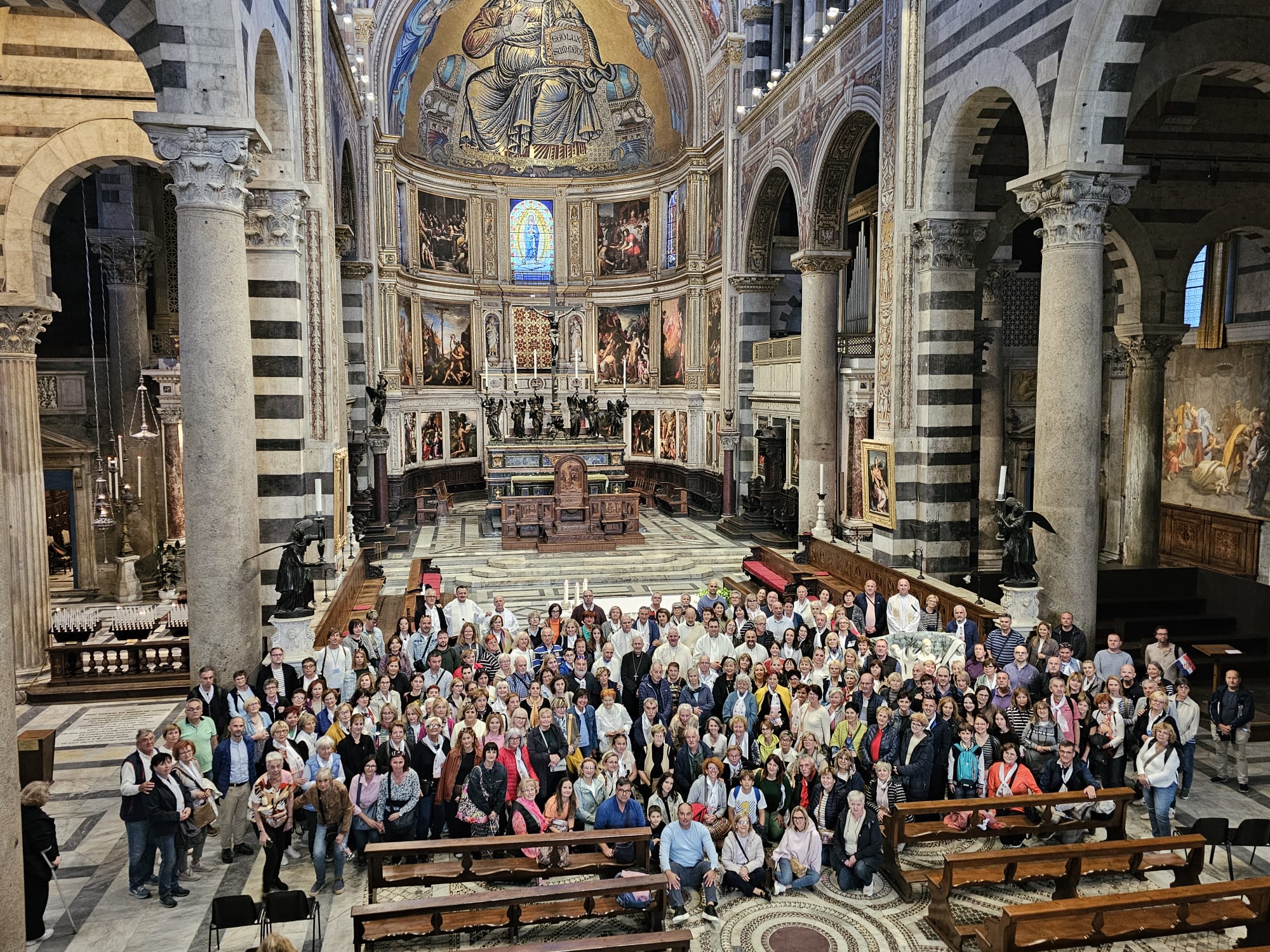 6. listopada – Pisa, posjet biskupiji u koju su izbjegli svećenici iz Rijeke nakon Drugog svj. rata